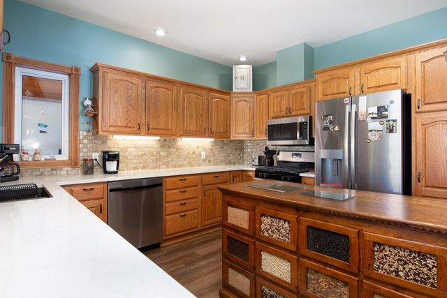 1524 Squirrels Nest Road, Kasota, MN 56050