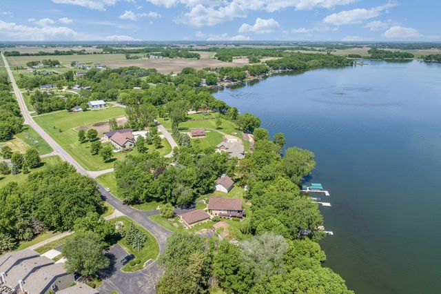 1524 Squirrels Nest Road, Kasota, MN 56050