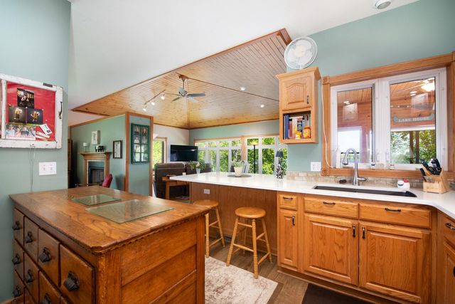 1524 Squirrels Nest Road, Kasota, MN 56050