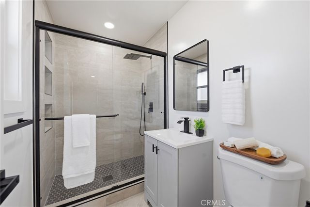 8688 Denver Street, Ventura, CA 93004