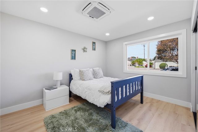 8688 Denver Street, Ventura, CA 93004