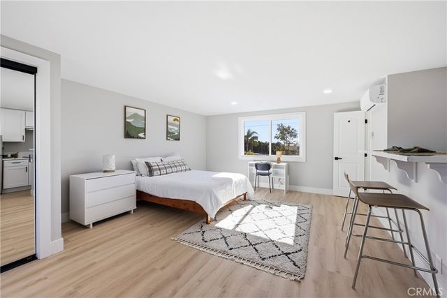 8688 Denver Street, Ventura, CA 93004