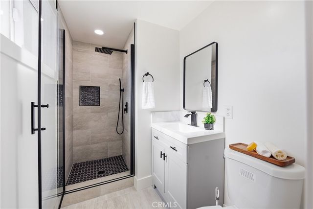 8688 Denver Street, Ventura, CA 93004