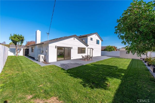 8688 Denver Street, Ventura, CA 93004