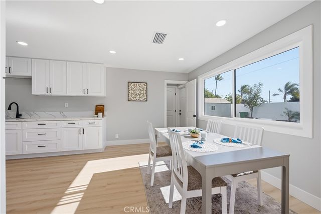 8688 Denver Street, Ventura, CA 93004