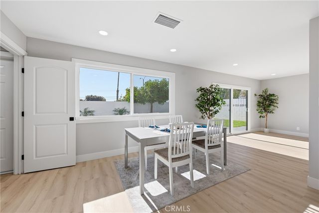 8688 Denver Street, Ventura, CA 93004