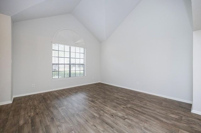 86 W Stony Bridge Circle, The Woodlands, TX 77381