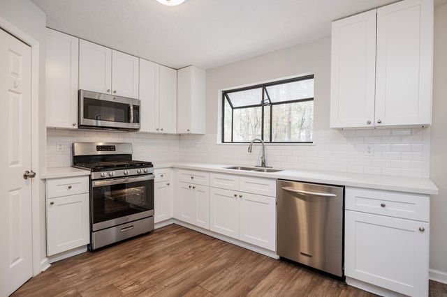 86 W Stony Bridge Circle, The Woodlands, TX 77381