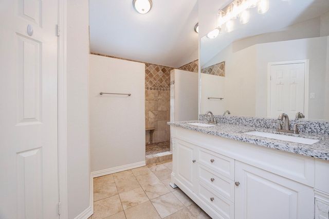 86 W Stony Bridge Circle, The Woodlands, TX 77381