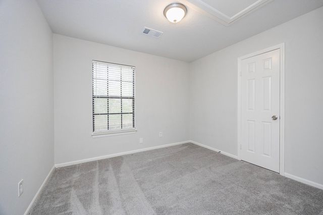 86 W Stony Bridge Circle, The Woodlands, TX 77381