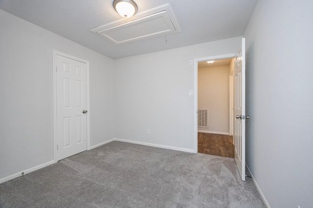 86 W Stony Bridge Circle, The Woodlands, TX 77381