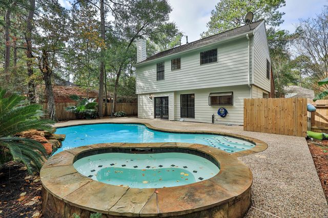86 W Stony Bridge Circle, The Woodlands, TX 77381