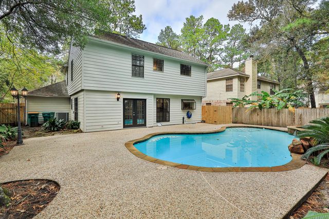 86 W Stony Bridge Circle, The Woodlands, TX 77381