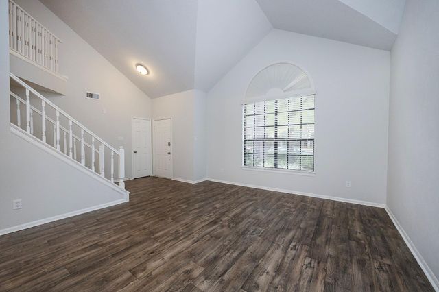 86 W Stony Bridge Circle, The Woodlands, TX 77381