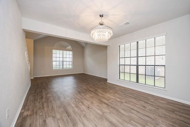 86 W Stony Bridge Circle, The Woodlands, TX 77381