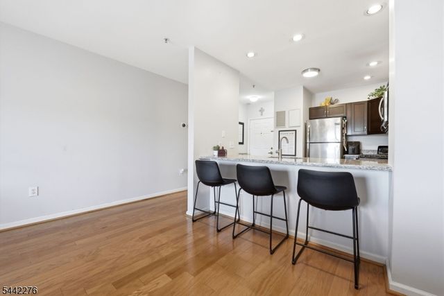 242 The Promenade 242, Edgewater Boro, NJ 07020