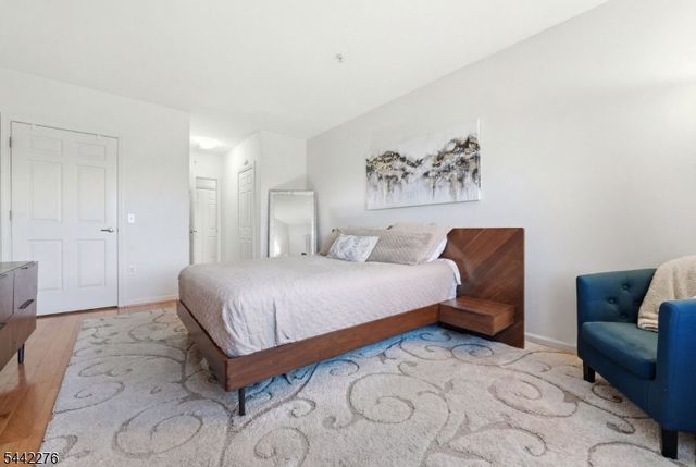 242 The Promenade 242, Edgewater Boro, NJ 07020