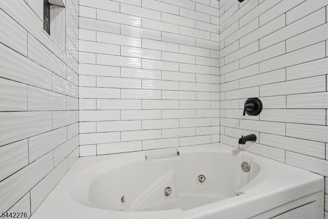 242 The Promenade 242, Edgewater Boro, NJ 07020