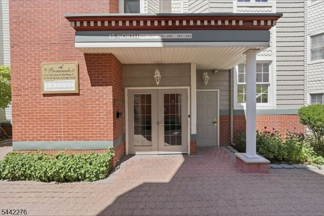 242 The Promenade 242, Edgewater Boro, NJ 07020