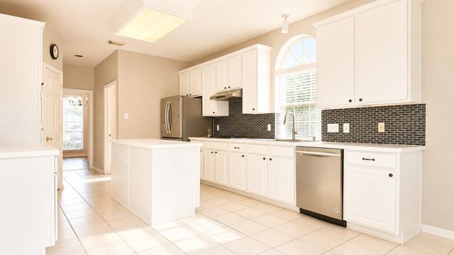 2438 Weatherford Drive, Pearland, TX 77584