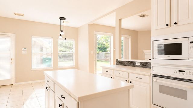 2438 Weatherford Drive, Pearland, TX 77584