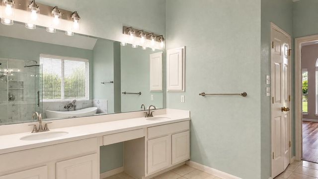 2438 Weatherford Drive, Pearland, TX 77584