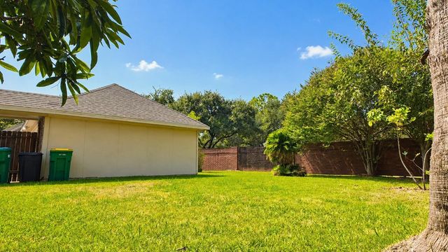 2438 Weatherford Drive, Pearland, TX 77584