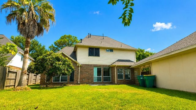 2438 Weatherford Drive, Pearland, TX 77584