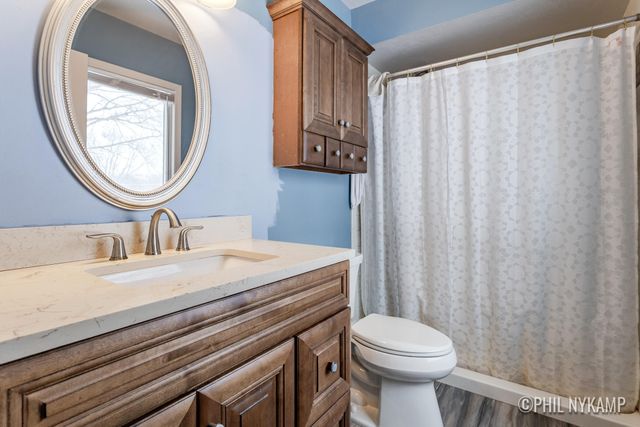 1640 Karen Court, St. Joseph, MI 49085