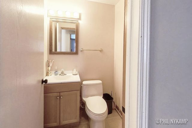 1640 Karen Court, St. Joseph, MI 49085