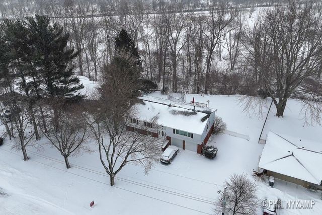 1640 Karen Court, St. Joseph, MI 49085