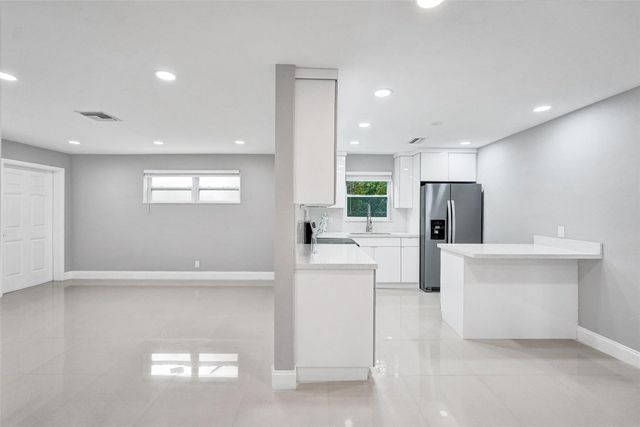 1423 Garfield Street, Hollywood, FL 33020