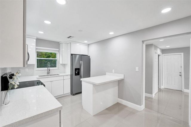 1423 Garfield Street, Hollywood, FL 33020