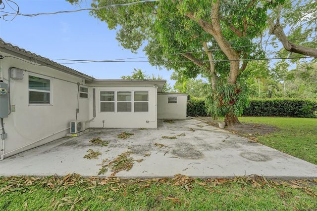 1423 Garfield Street, Hollywood, FL 33020