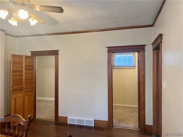77 Weiss Street, Buffalo, NY 14206