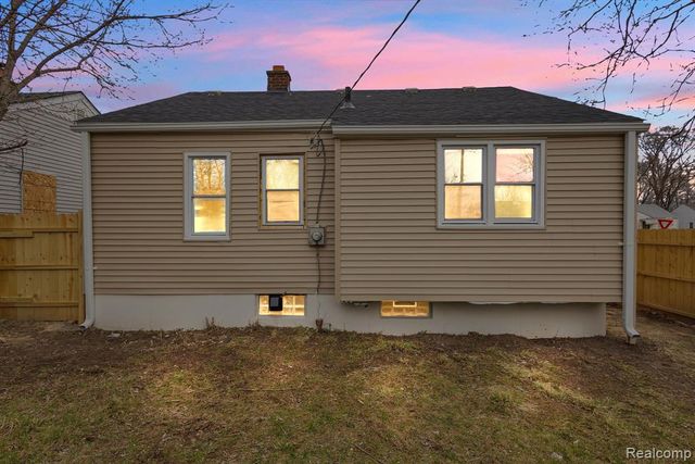 8401 Fielding Street, Detroit, MI 48228