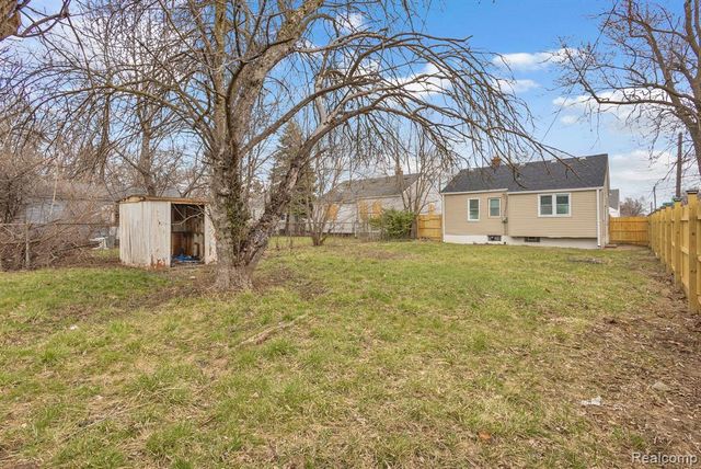 8401 Fielding Street, Detroit, MI 48228