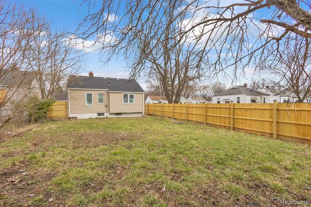 8401 Fielding Street, Detroit, MI 48228