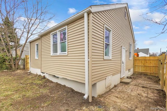 8401 Fielding Street, Detroit, MI 48228