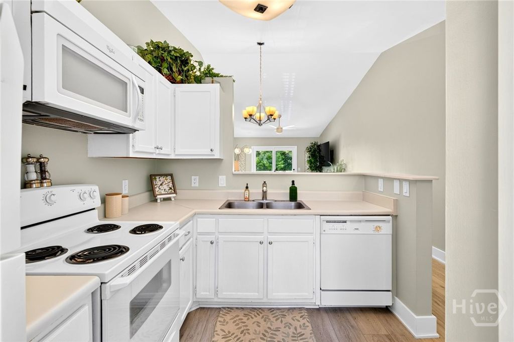 Image 8 of property listing at 56 Bull River Bluff Drive, Savannah, GA 31410