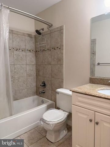 11727 STONEGATE LN S, Columbia, MD 21044