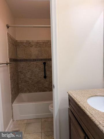 11727 STONEGATE LN S, Columbia, MD 21044