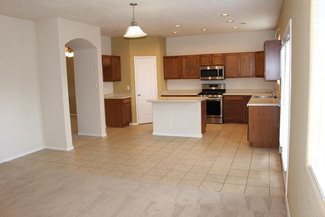 1829 Cortina Loop SE, Rio Rancho, NM 87124