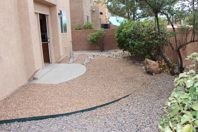 1829 Cortina Loop SE, Rio Rancho, NM 87124