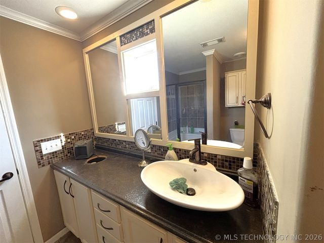 113558 S 4285 Road, Porum, OK 74455