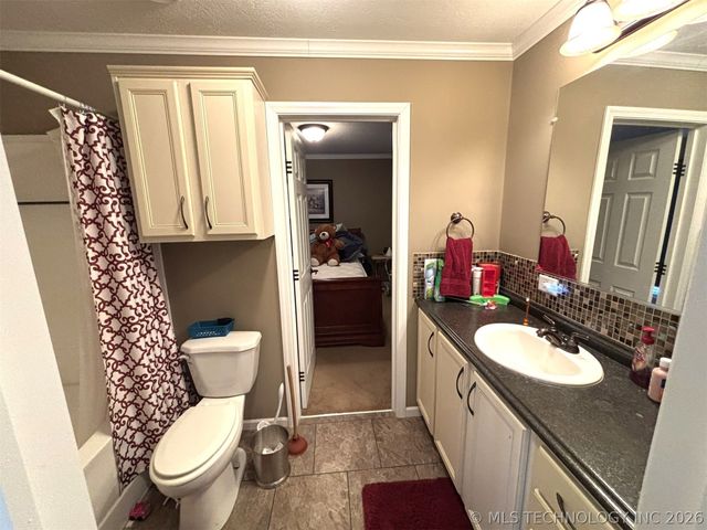 113558 S 4285 Road, Porum, OK 74455