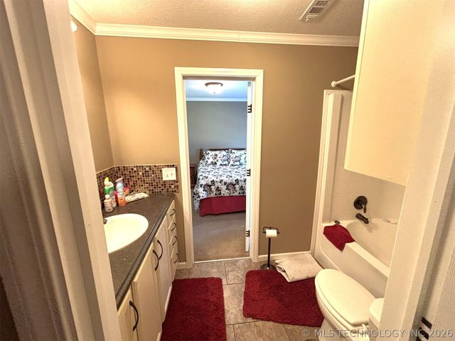 113558 S 4285 Road, Porum, OK 74455