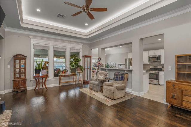 819 Abita Chase, Bossier City, LA 71111