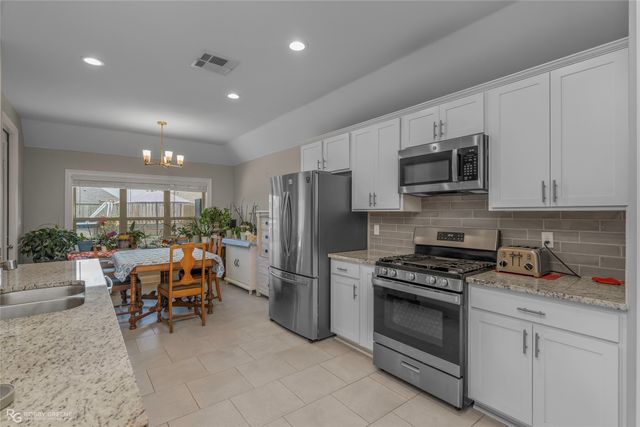 819 Abita Chase, Bossier City, LA 71111