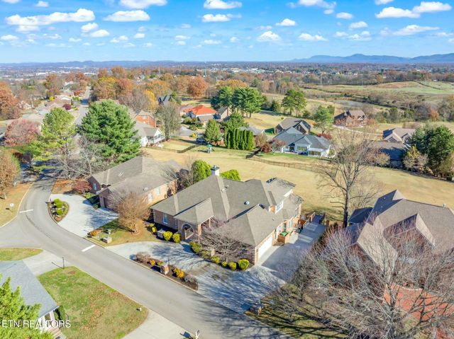 3916 Legends Way, Maryville, TN 37801